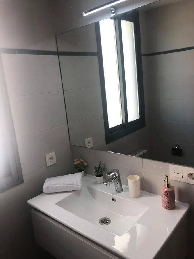 Apartamento Maracena C/ Ramon Y Cajal 0*,